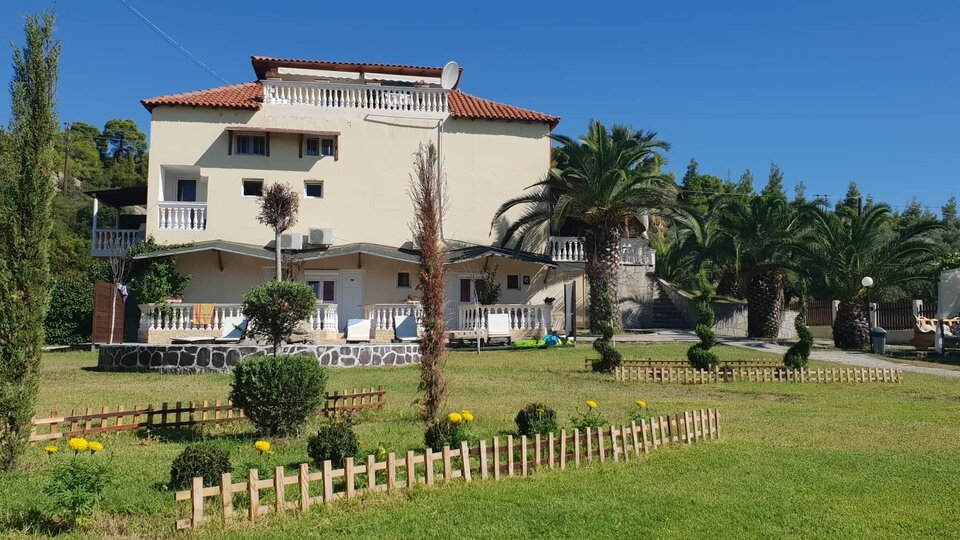 Koviou Holiday Village